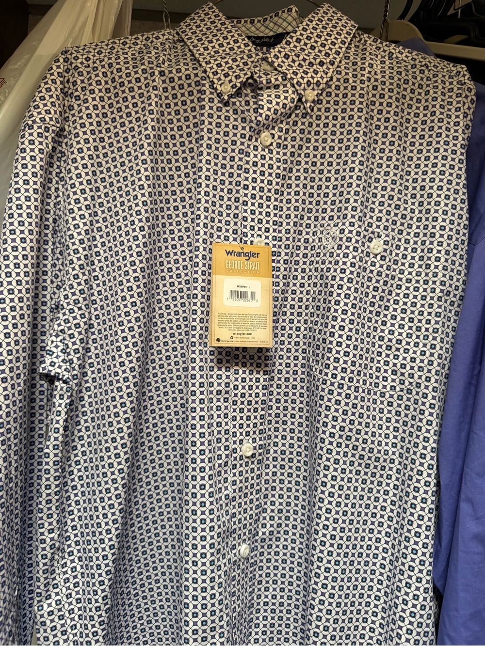 Wrangler Men’s Navy and White Geometric Button-Down Shirt